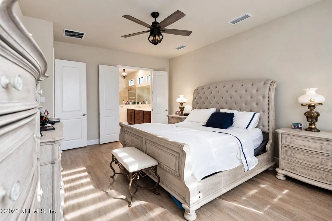 Photo of 21 EDISON Lane