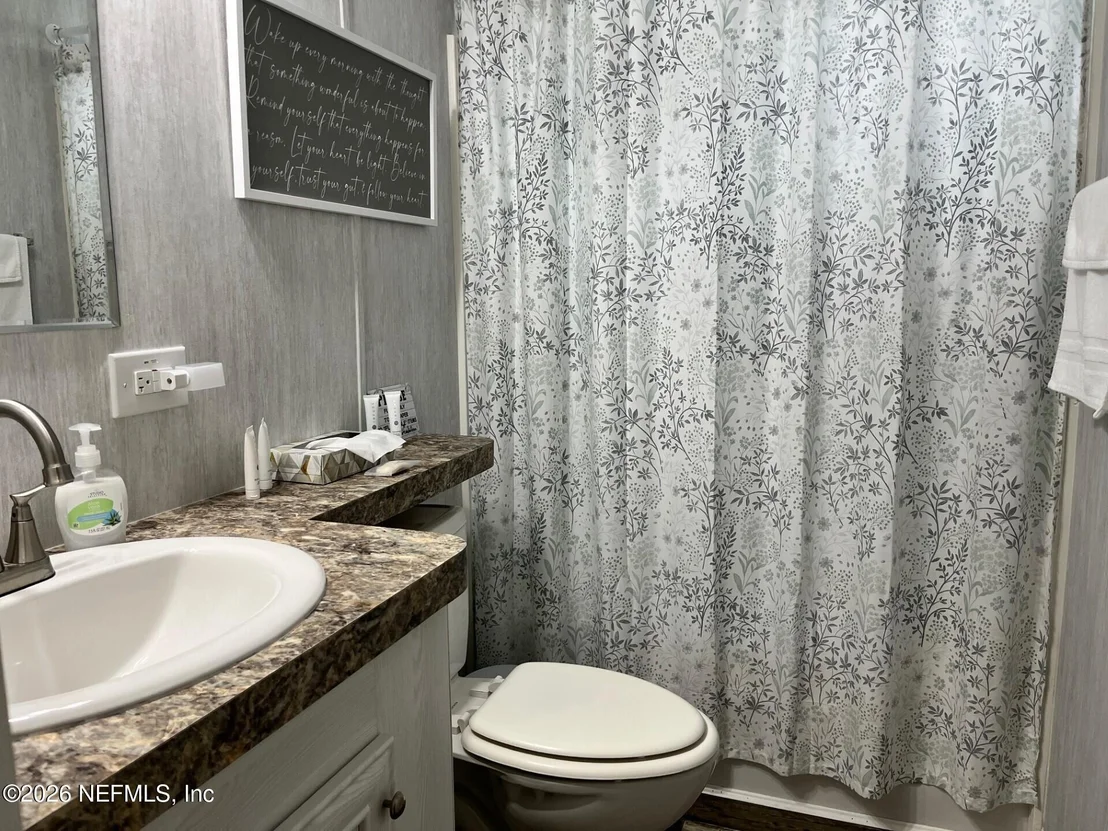 Photo of 111 WATEROAK Road