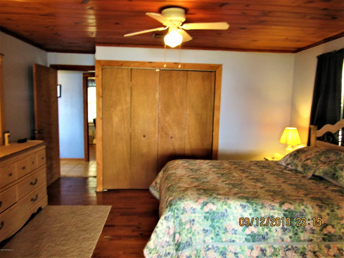 Photo of 263 W RIVER Road