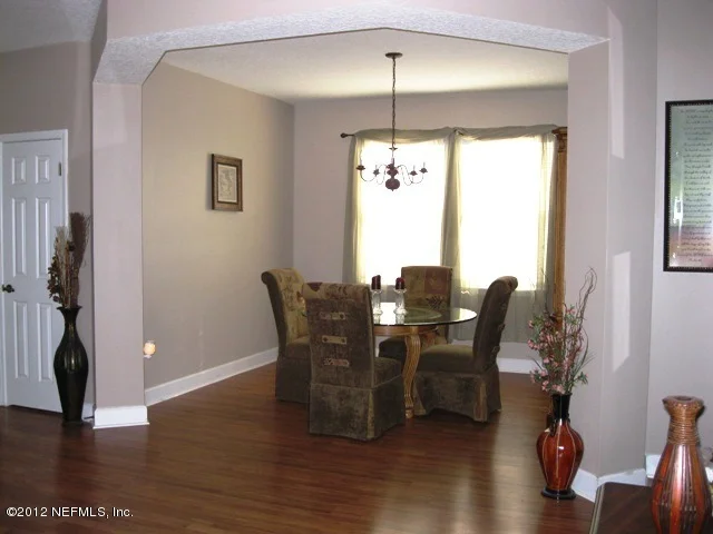 Photo of 721 SPRUCE PINE