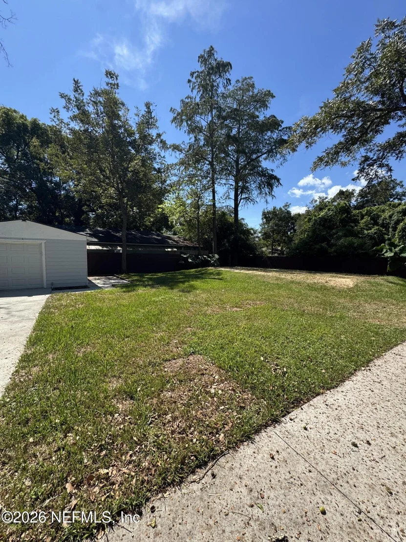 Photo of 1646 DAVIDSON Street