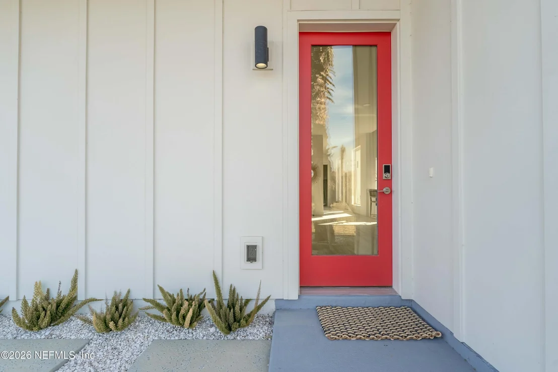 Photo of 28 FLAGLER Drive