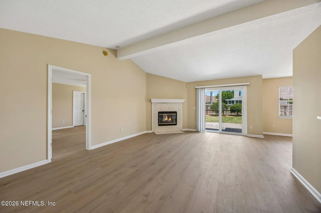 Photo of 12929 DEEP RIVER Way