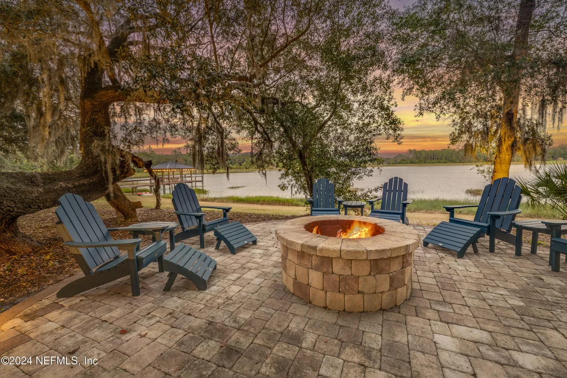 Photo of 334 N COUNTY ROAD 315