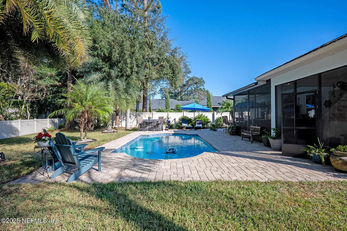 Photo of 112 PLAZA DEL RIO Drive