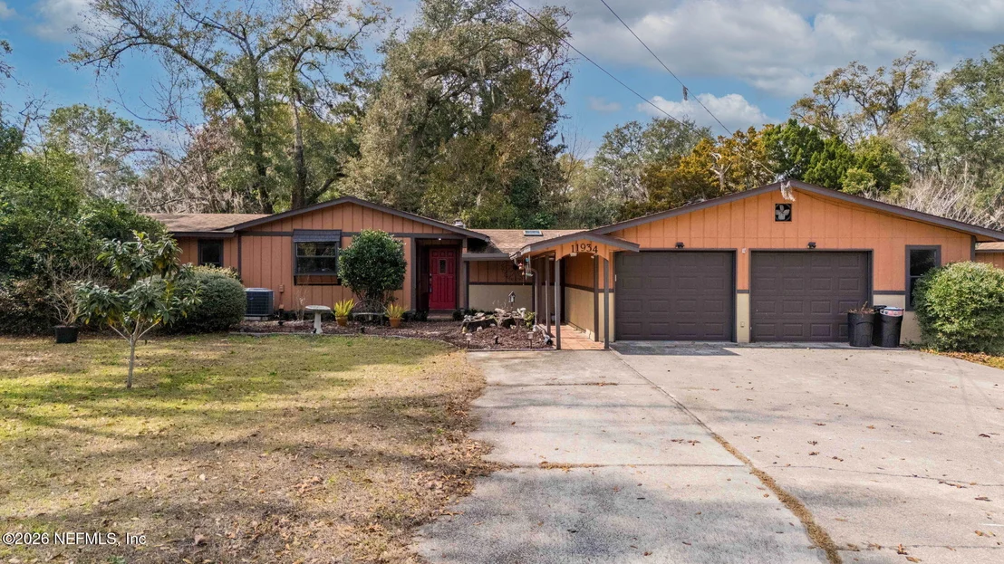 Photo of 11934 CANEY Lane