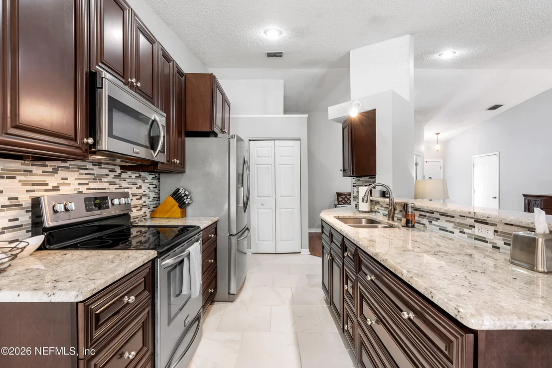 Photo of 7260 EAGLES PERCH Drive