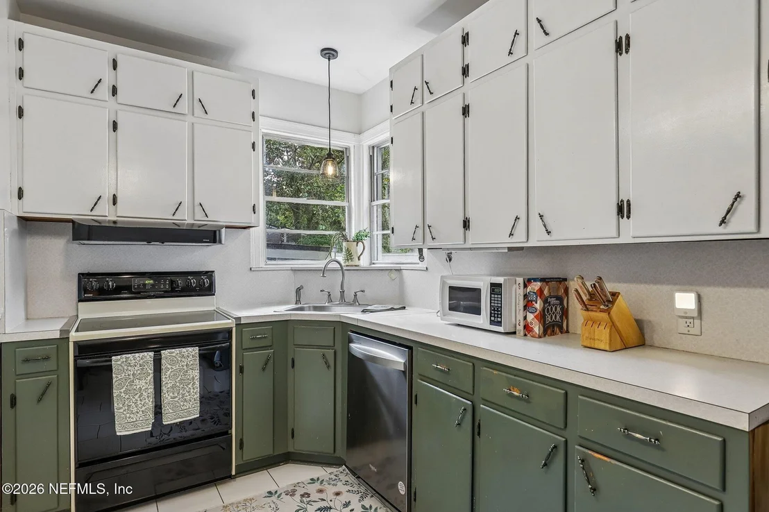 Photo of 3010 JOLLY Road