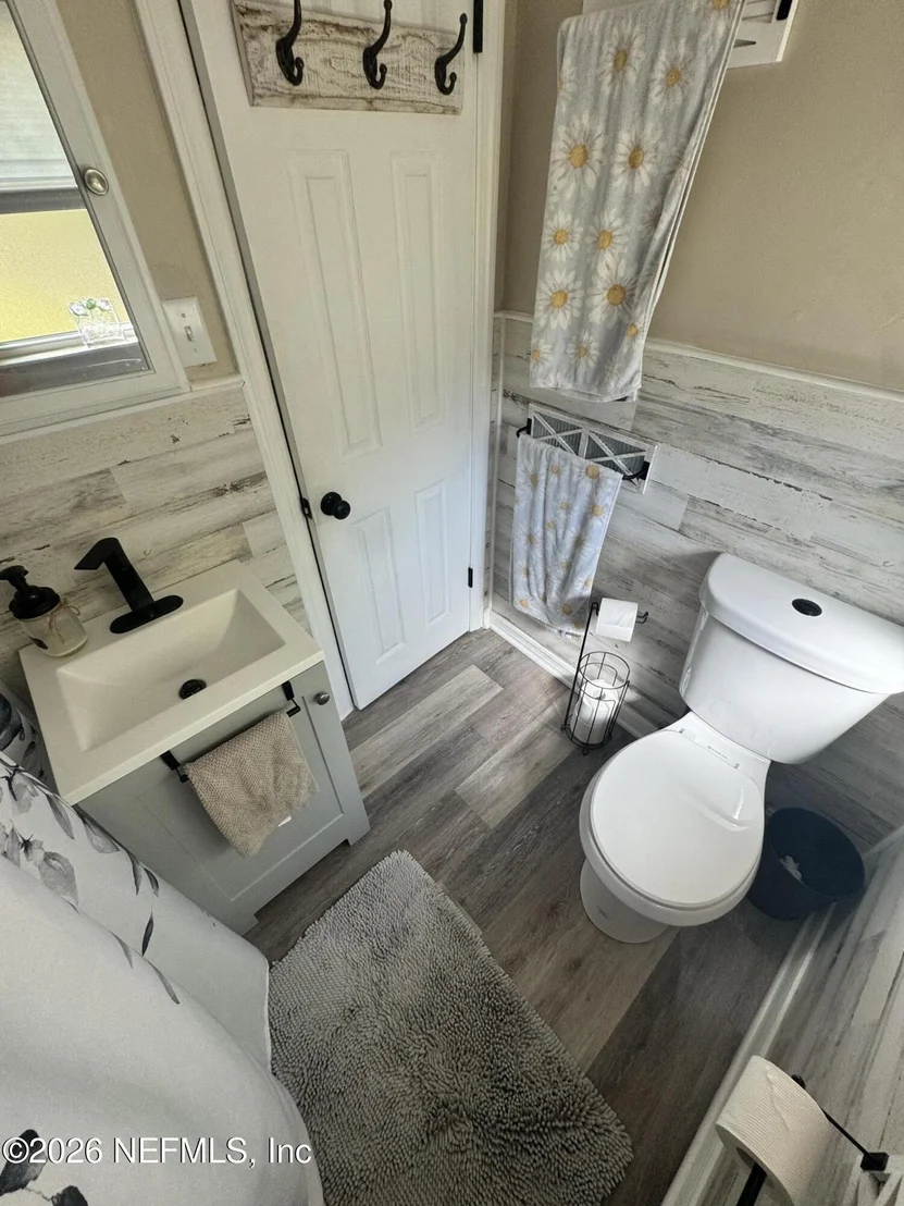 Photo of 113 STOCK Avenue