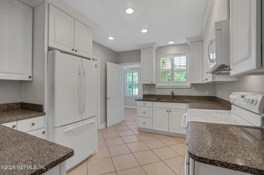 Photo of 4035 BIRMINGHAM Road