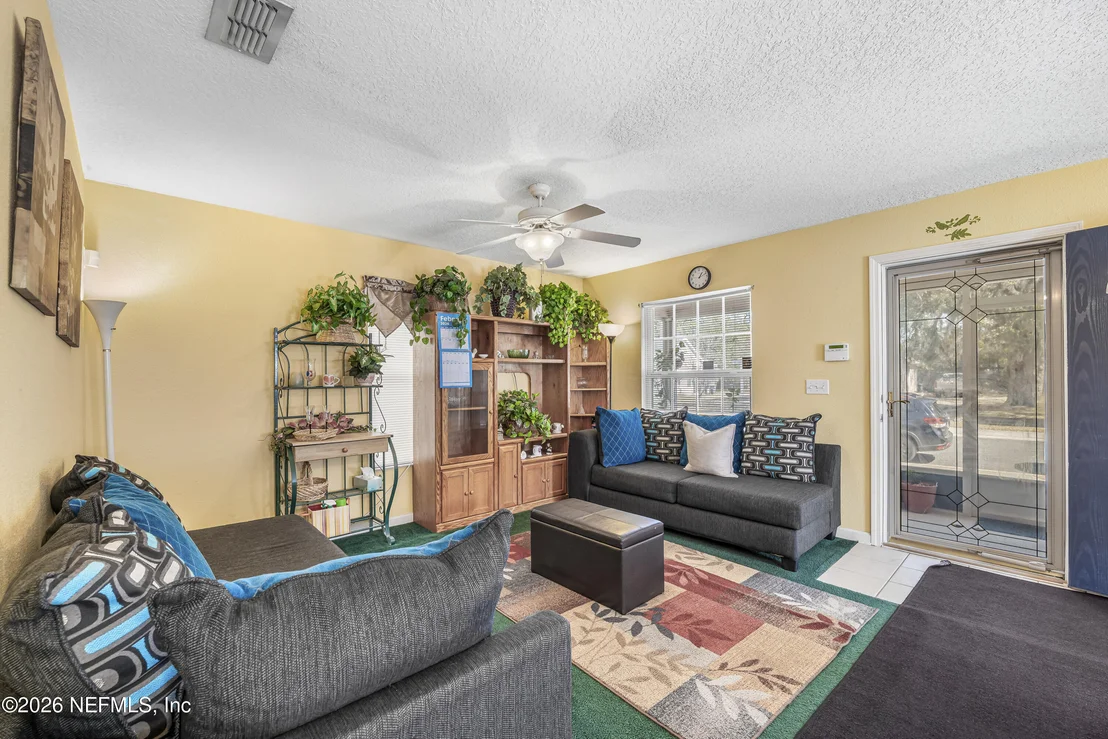 Photo of 705 OAK ARBOR Circle