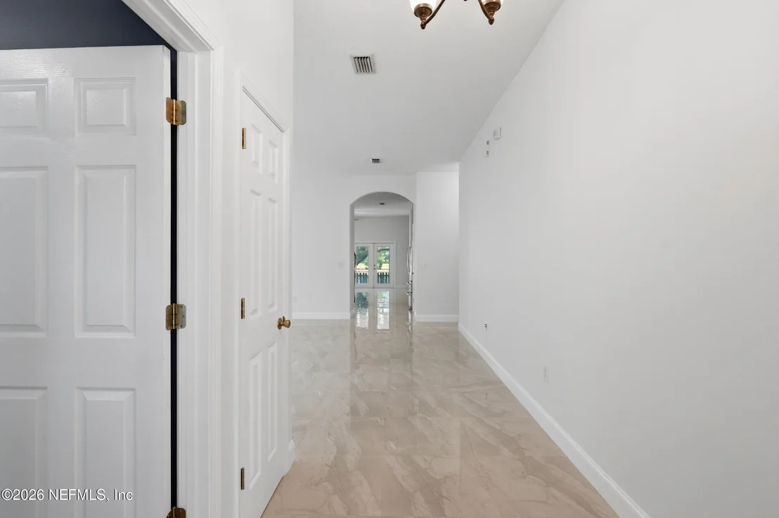 Photo of 951 CHURCHHILL Lane