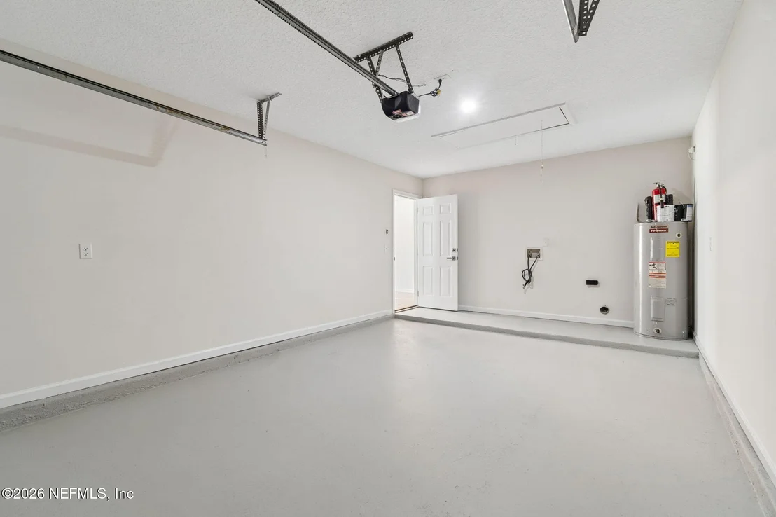 Photo of 7828 JASPER Avenue