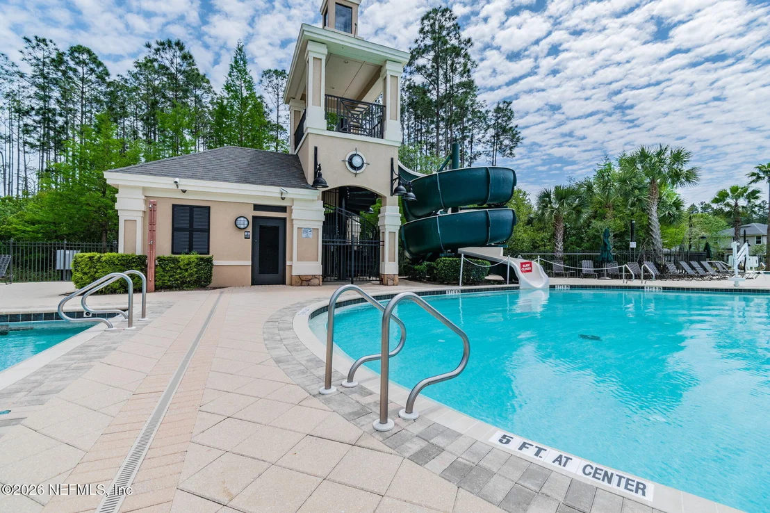 Photo of 738 SHETLAND Drive