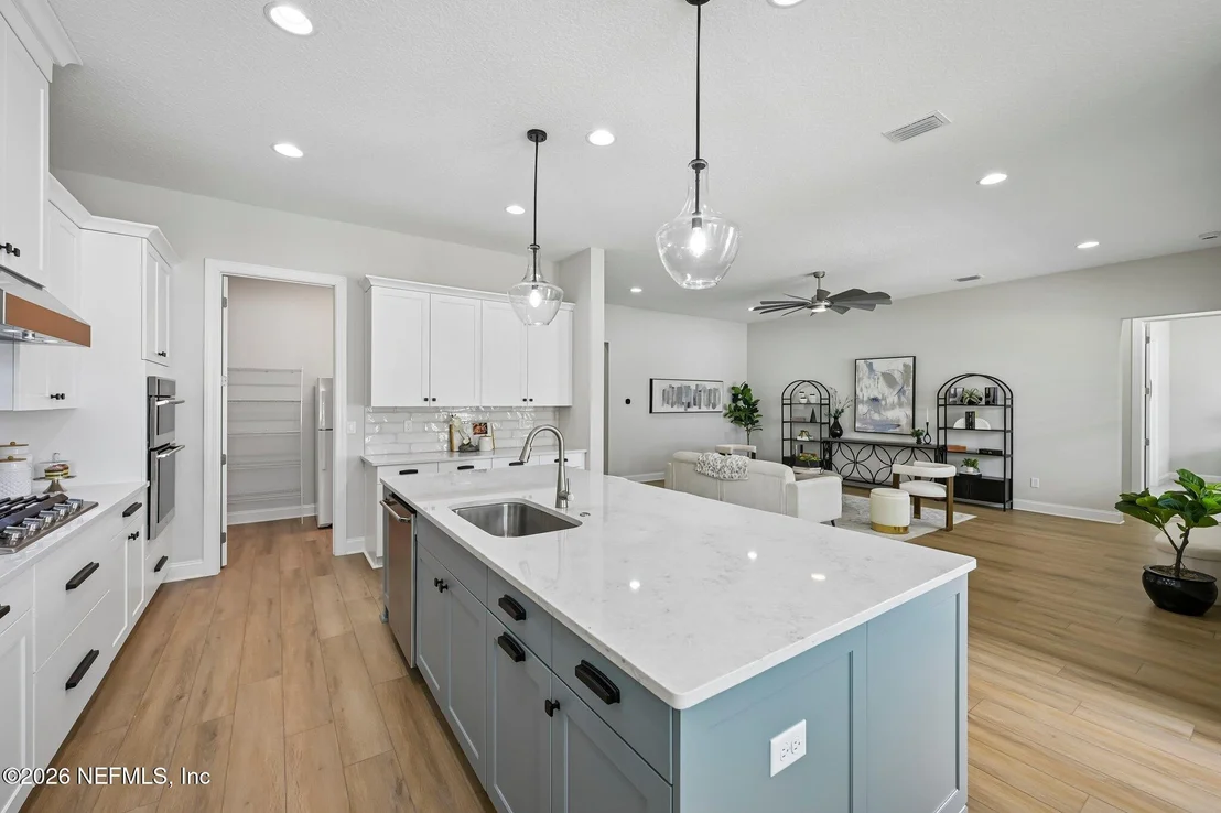Photo of 139 GRAND RIVAGE DRIVE Drive