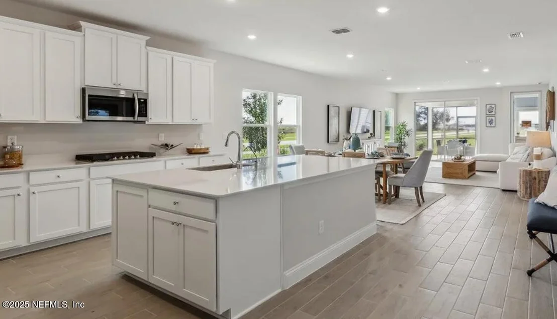 Photo of 142 WHITMORE Drive