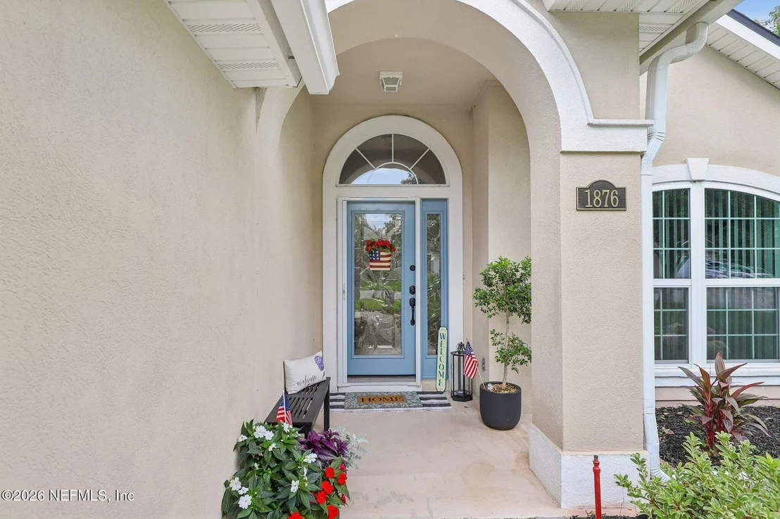 Photo of 1876 LAKE FOREST Lane