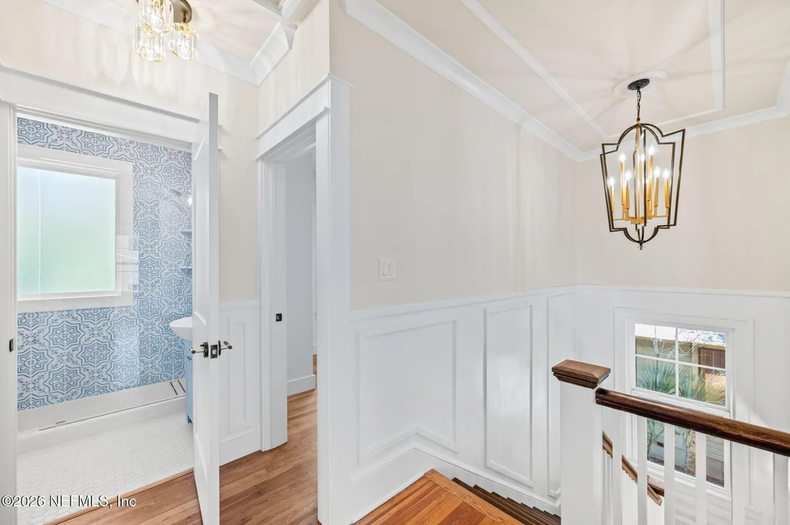 Photo of 142 WASHINGTON Street