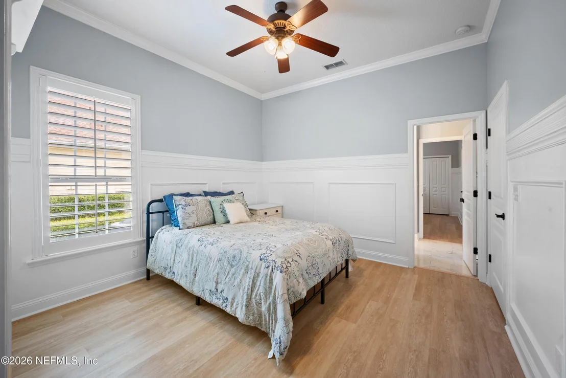 Photo of 837 EAGLE POINT Drive