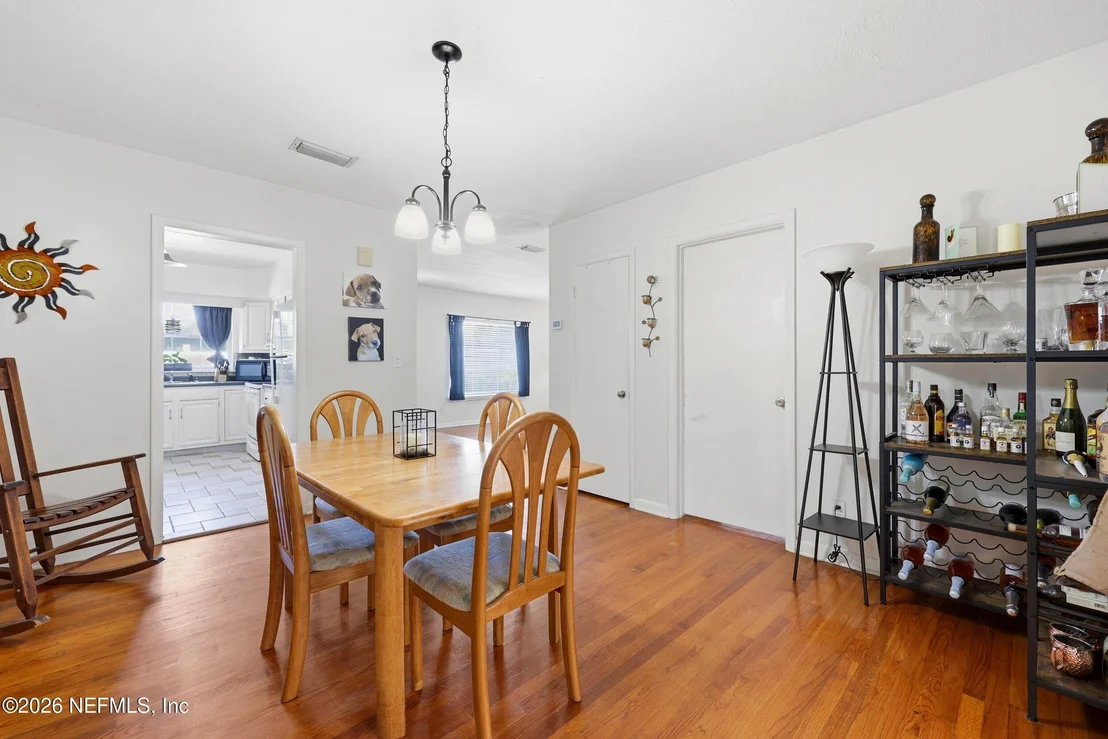 Photo of 5528 EDMAR Road