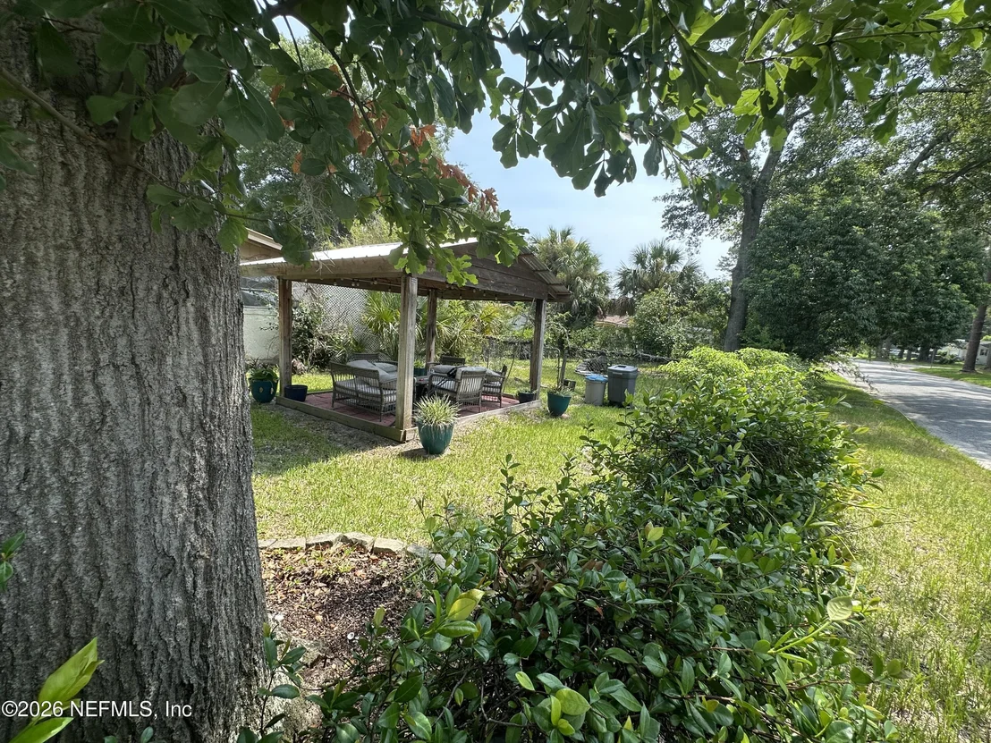 Photo of 3833 ANVERS Boulevard