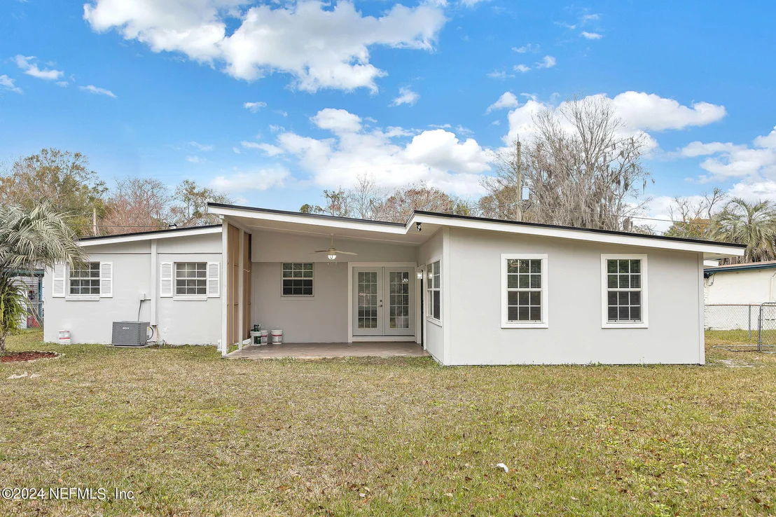 Photo of 6942 ROLLO Road