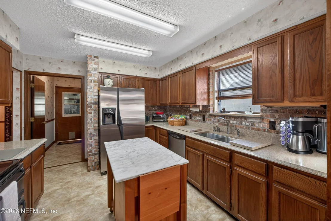 Photo of 2479 STONEBRIDGE Drive