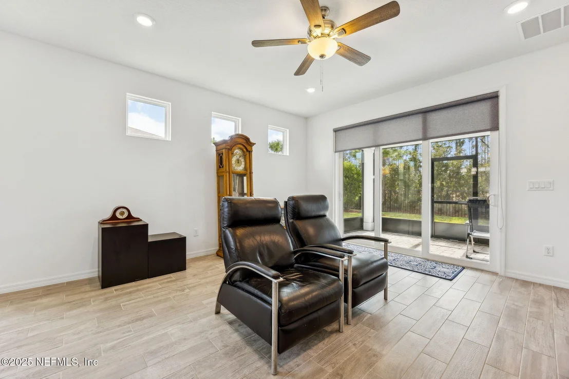 Photo of 564 JUBILEE Circle
