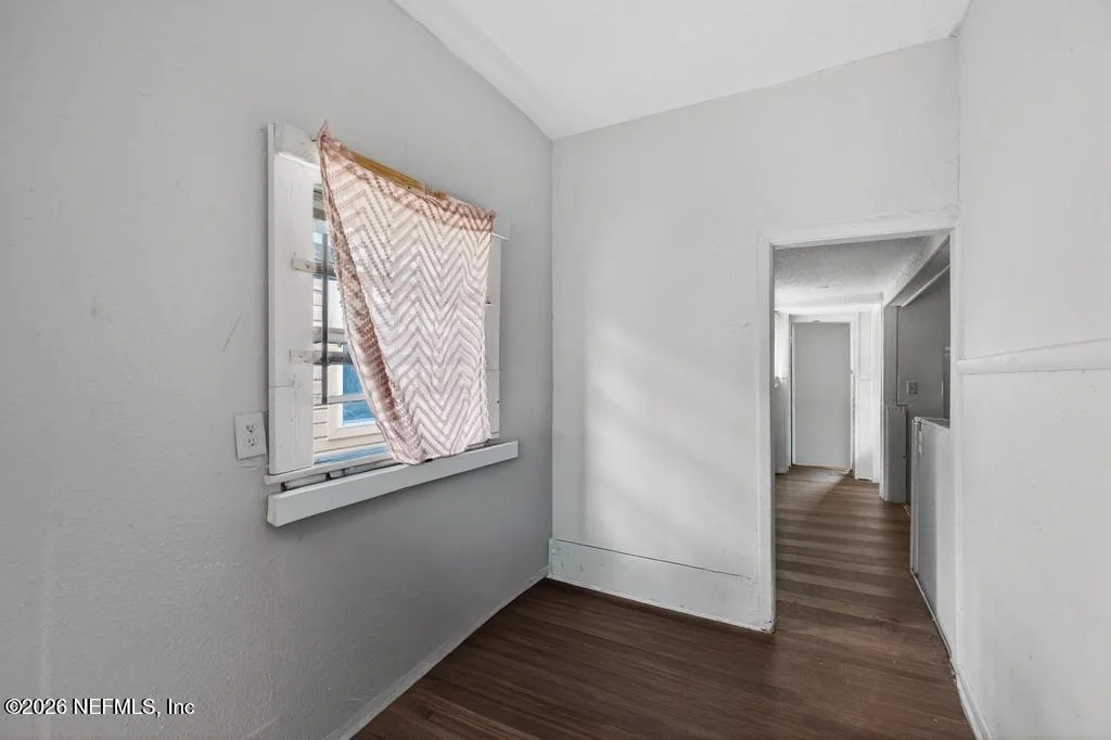 Photo of 1024 EAVERSON Street