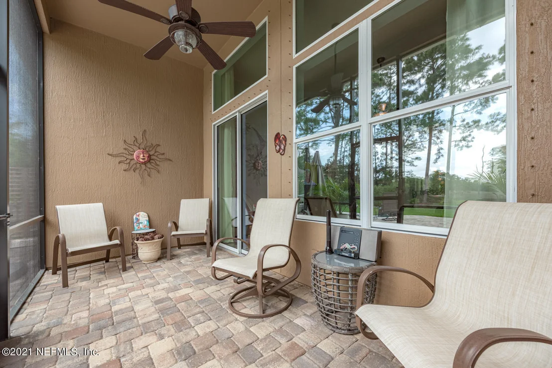 Photo of 215 PLAZA DEL RIO Drive