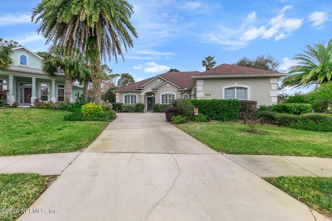Photo of 376 VALVERDE Lane