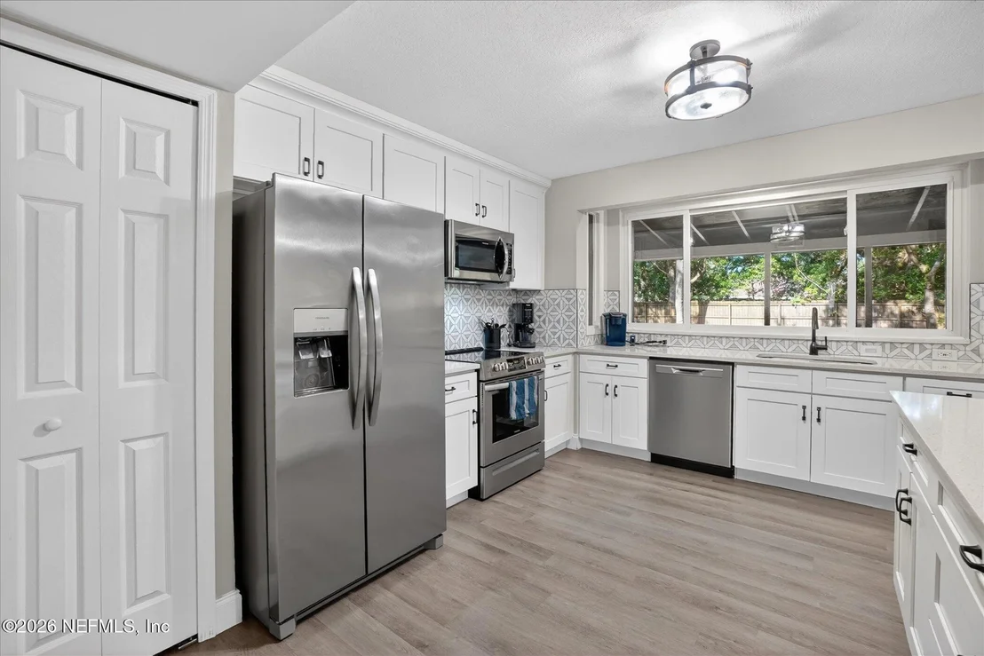 Photo of 8144 SARCEE Trail