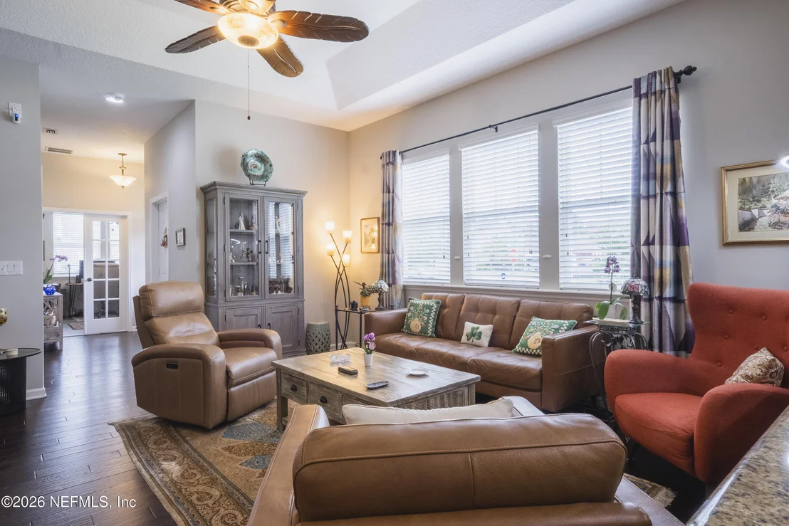 Photo of 7002 AZALEA GROVE Drive