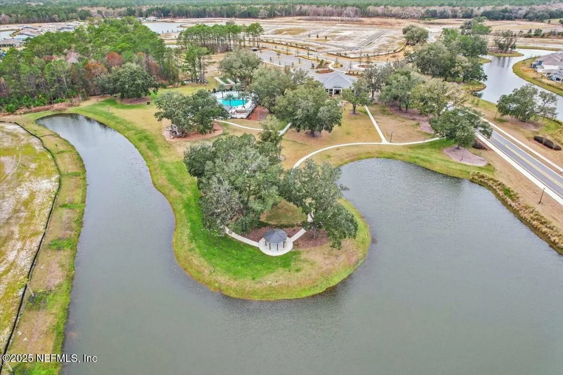 Photo of 22 MYRTLE OAK Court
