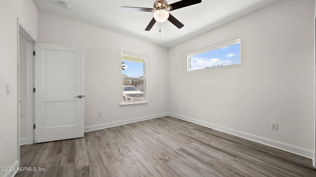 Photo of 80 SEASIDE CAPERS Road