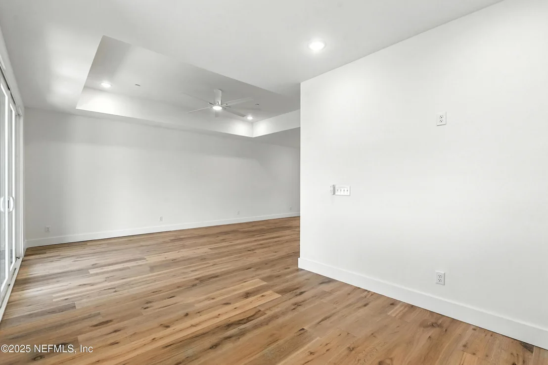 Photo of 45 CORTEZ Avenue
