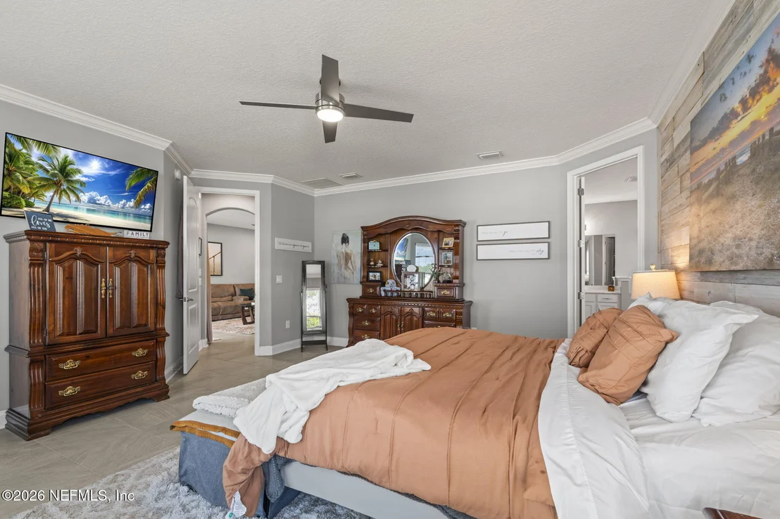 Photo of 18 TARBERT Lane