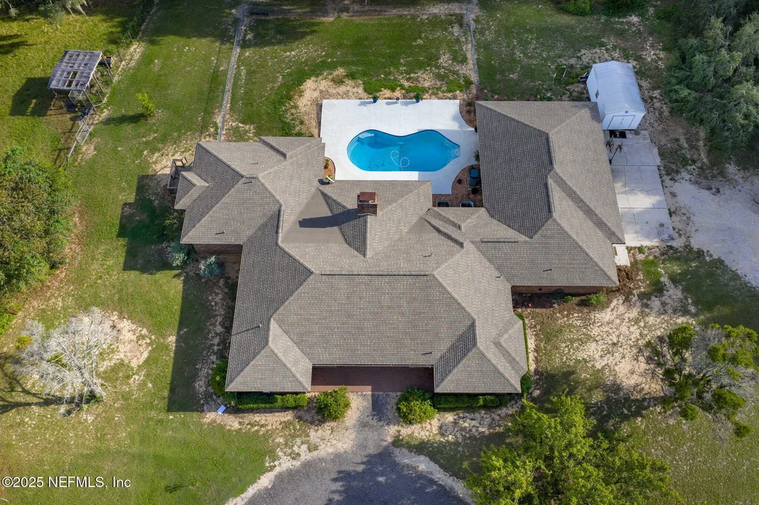 Photo of 105 DAIRY Road