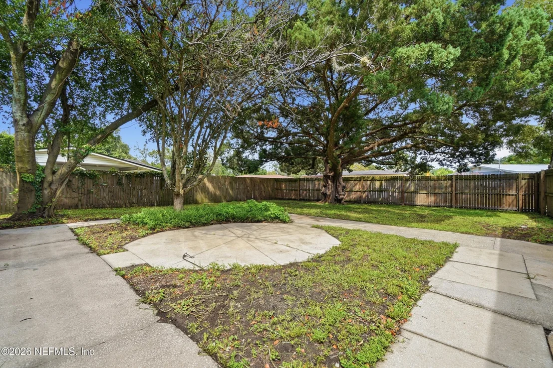 Photo of 7841 AUSTIN Road