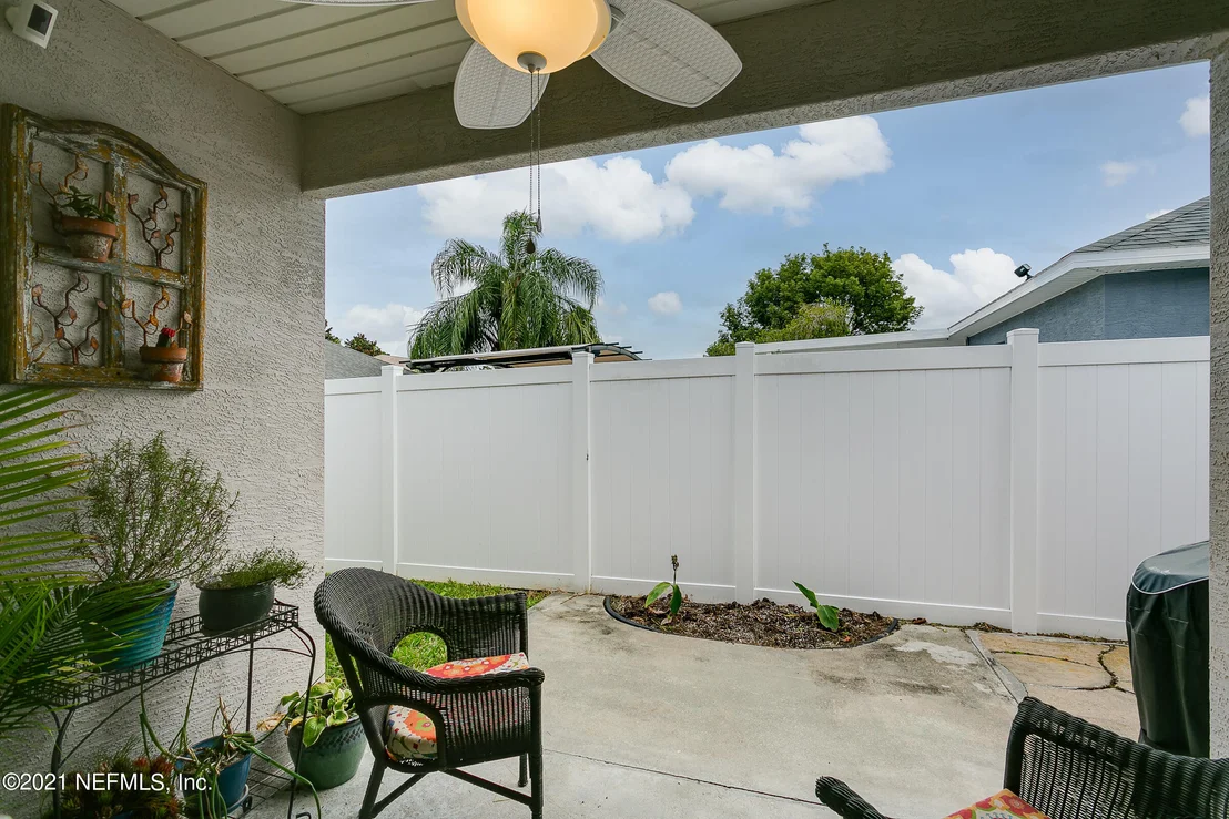 Photo of 453 ISLAND VIEW Circle