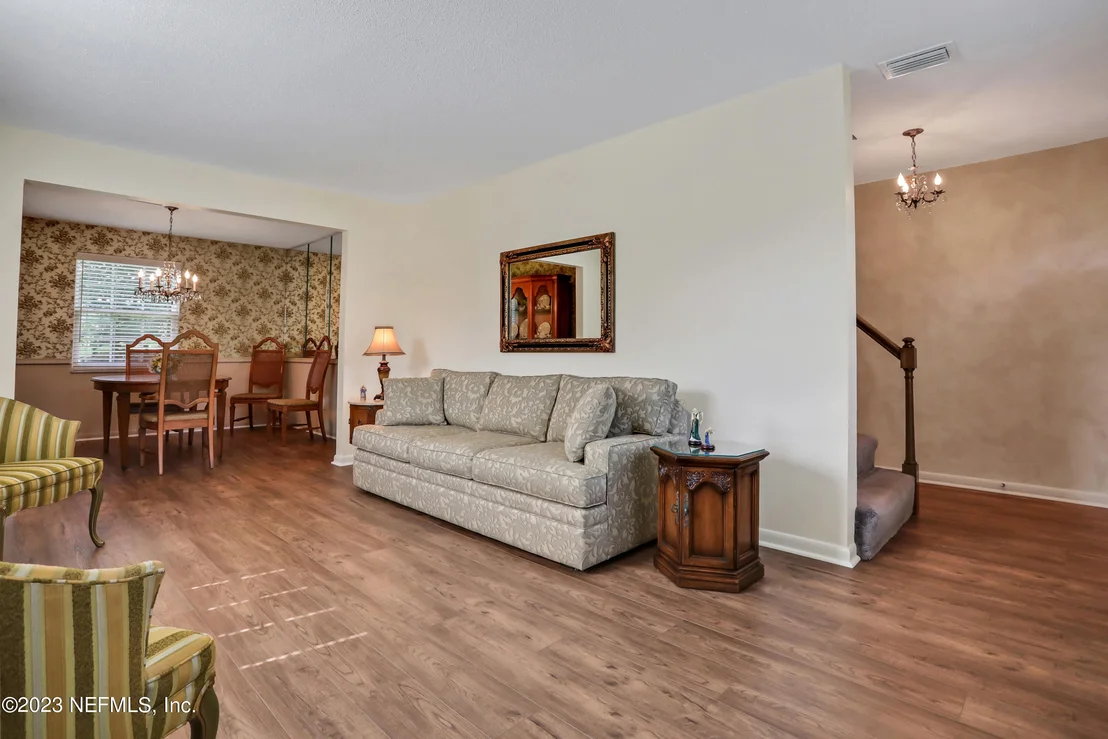 Photo of 1036 GLEN ECHO Road
