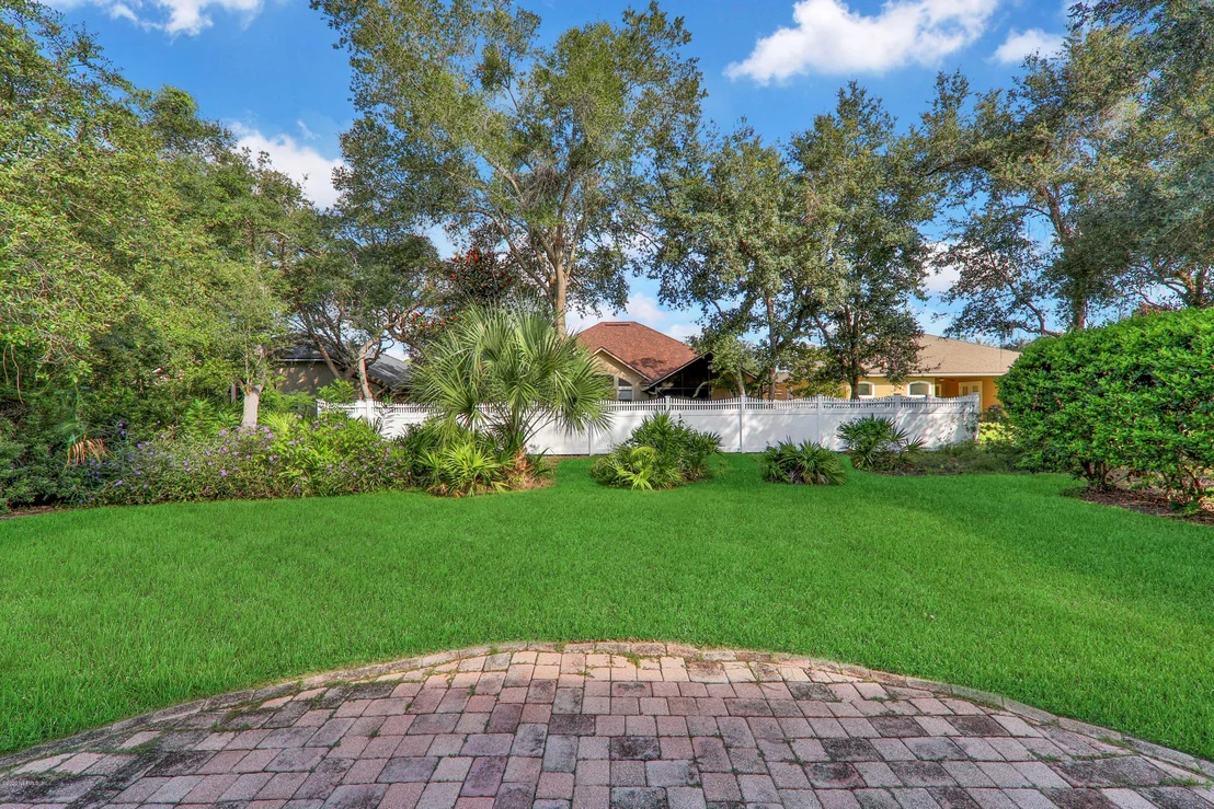 Photo of 804 RILEY Lane