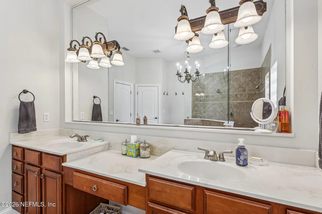 Photo of 2708 SHADE TREE Drive