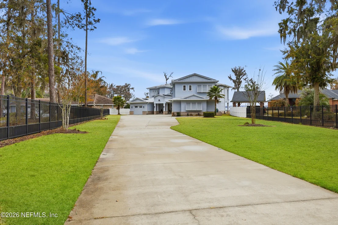 Photo of 5713 CROSSWINDS Circle