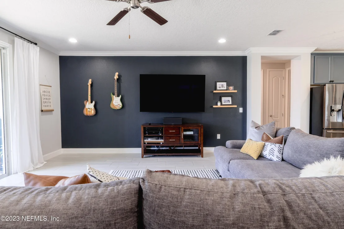 Photo of 111 SEAMOUNT Way