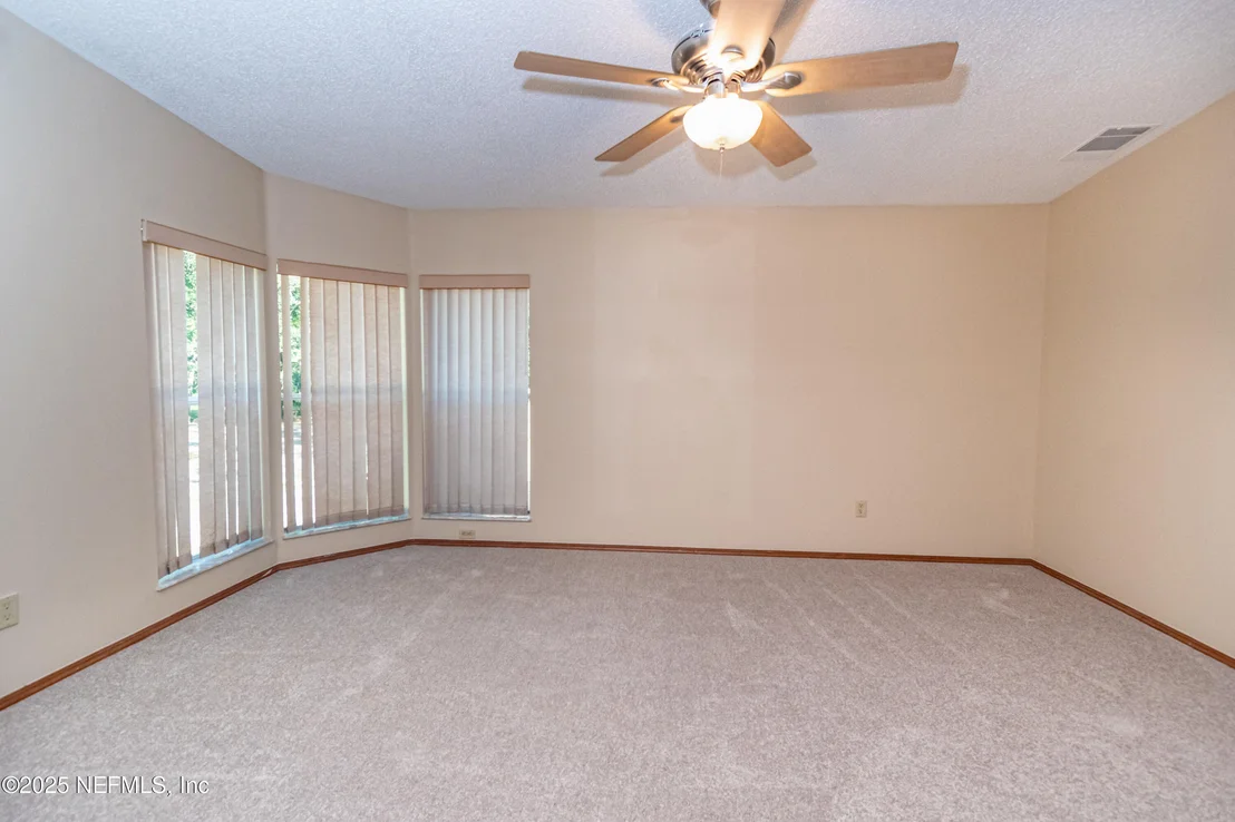 Photo of 5577 MYRTLE Road
