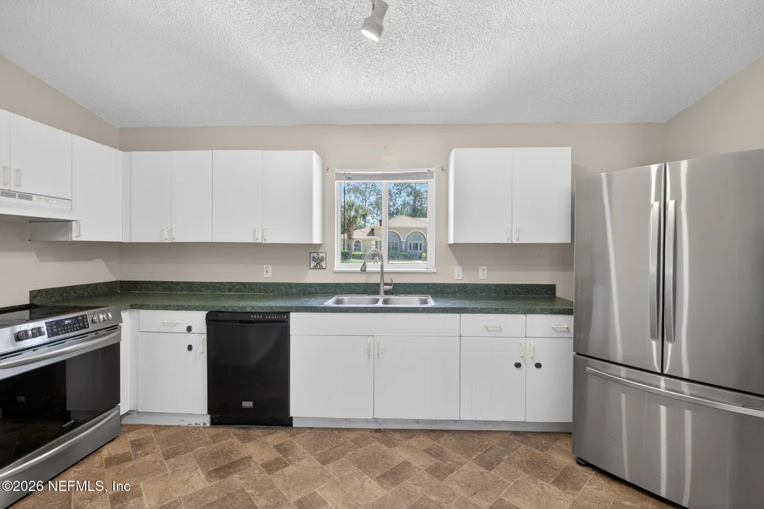 Photo of 110 WHIPPOORWILL Drive