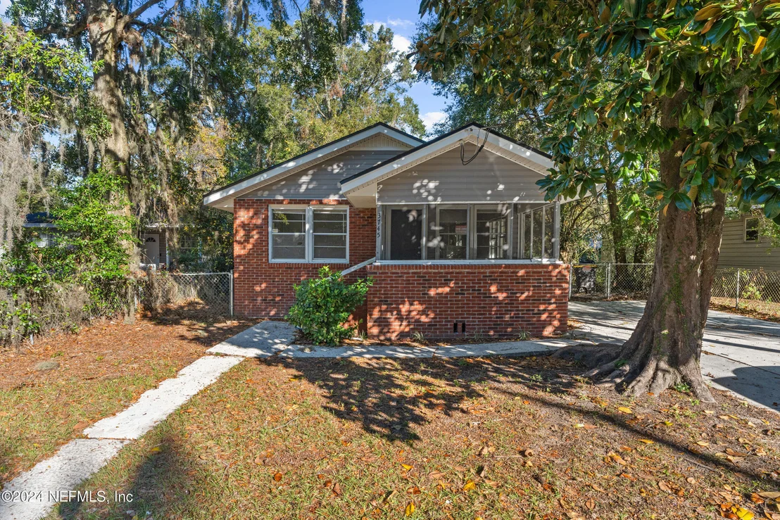 Photo of 3745 SOUTEL Drive