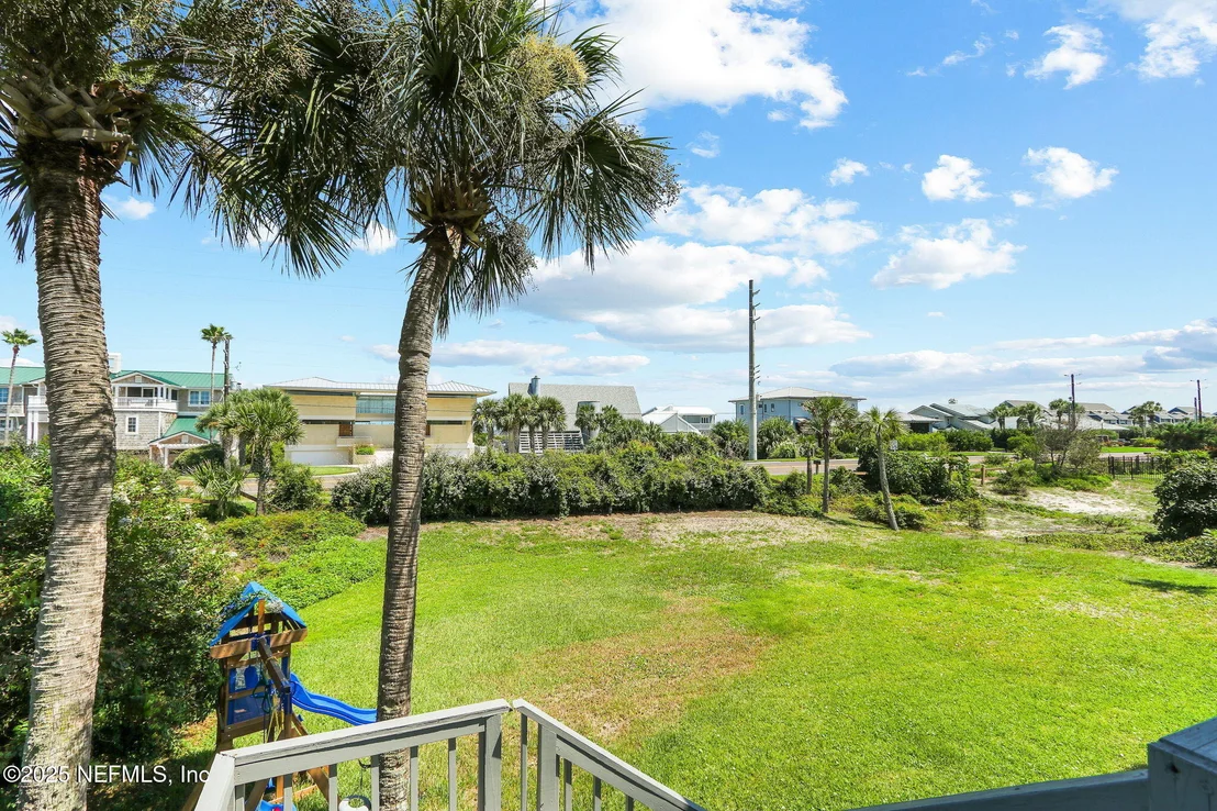 Photo of 95366 SPINNAKER Drive