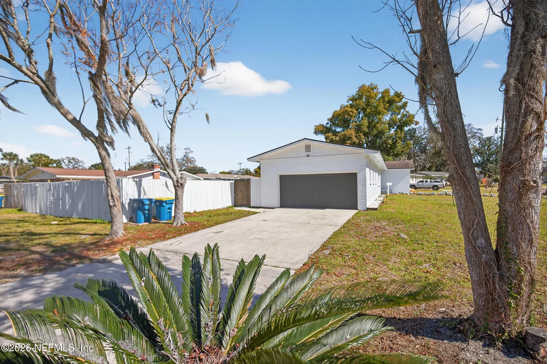 Photo of 7915 ALDERMAN Road